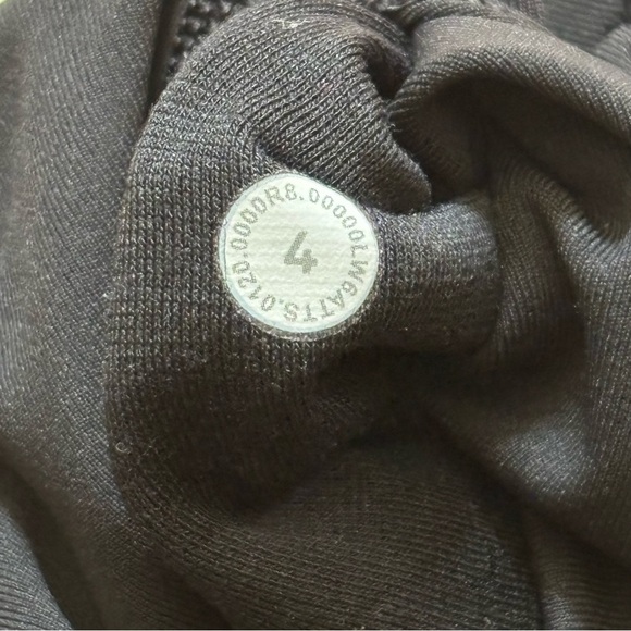 Lululemon Wunder Under Black Crop (Hi-Rise) *Full-On Luxtreme 21" Leggings - Picture 10 of 12